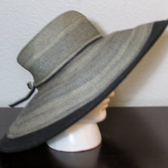 Large Brim Sun Hat - Picture 5 of 7
